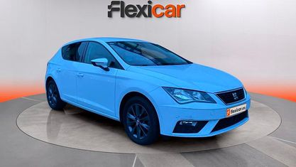 Begagnad Seat Leon Style 115 HK (84 kW) 2020 Grå Sedan