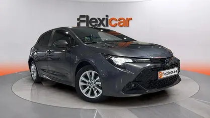 Usado Toyota Corolla Business Edition 140 CV (102 kW) 2024 Gris Berlina