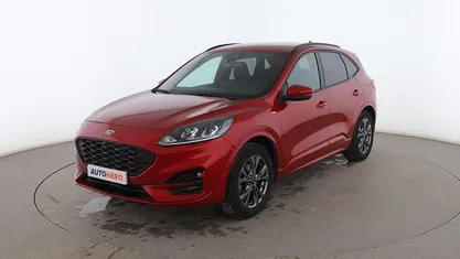 Usado Ford Kuga ST-Line 150 CV (110 kW) 2021 Rojo SUV