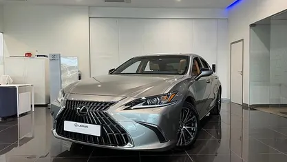 Nuevo Lexus ES300H 218 CV (160 kW) 2026 Gris Berlina
