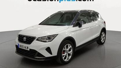 Używany Seat Arona FR 150 KM (110 kW) 2023 Biały SUV