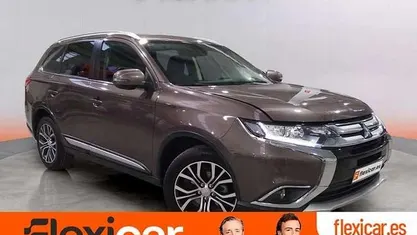 Usado Mitsubishi Outlander Motion 150 CV (110 kW) 2017 Marrón SUV
