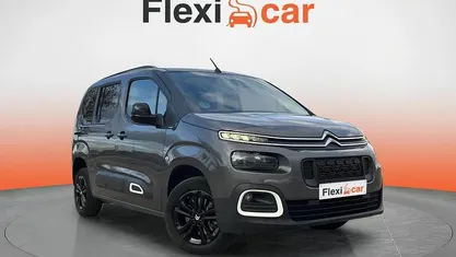 Usado Citroën Berlingo Shine 131 CV (96 kW) 2023 Gris Monovolumen