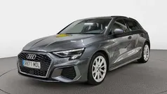 Gris Usado 2023 Audi A3 Sportback S-Line Utilitario | 28.182 € (Precio justo)