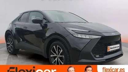 Usado 2024 Toyota C-HR Plus SUV | 25.990 € (Super precio)
