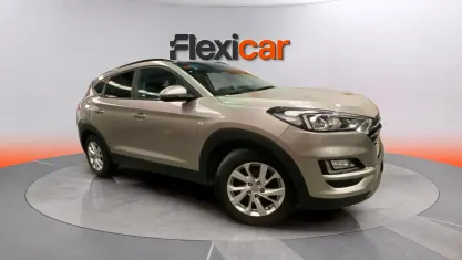 Usado Hyundai Tucson 116 HP (85 kW) 2019 Cinzento SUV
