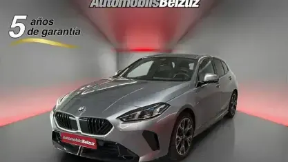 Usado BMW 120 Sport Line 170 CV (125 kW) 2025 Gris Utilitario