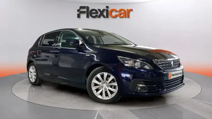 Usado Peugeot 308 Access 131 CV (96 kW) 2020 Azul Utilitario
