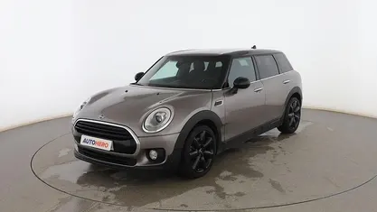 Usado Mini Cooper D Clubman 150 CV (110 kW) 2019 Gris Familiar