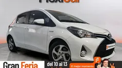 Blanco Usado 2016 Toyota Yaris Hybrid Active Berlina | 14.490 € (Precio justo)