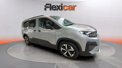 Usado Peugeot Rifter GTi 131 CV (96 kW) 2025 Gris Monovolumen