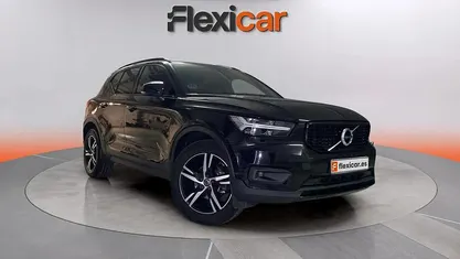 Usado Volvo XC40 150 CV (110 kW) 2018 Negro SUV