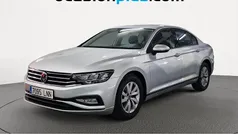 Gris plata Usado 2021 VW Passat Business Berlina | 19.628 € (Buen precio)