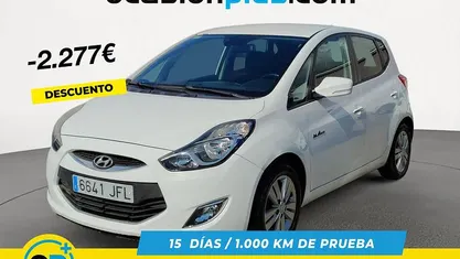 Blanco Usado 2015 Hyundai ix20 Utilitario | 8473 € (Buen precio)