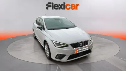 Usado Seat Ibiza 116 CV (85 kW) 2024 Blanco Utilitario