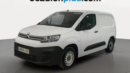 Usado Citroën Berlingo 102 CV (75 kW) 2022 Blanco Monovolumen