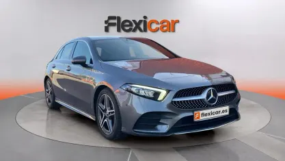 Usado Mercedes A200 150 CV (110 kW) 2021 Gris Berlina
