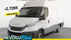 Blanco Usado 2023 Iveco Daily Berlina | 29.990 € (Precio justo)
