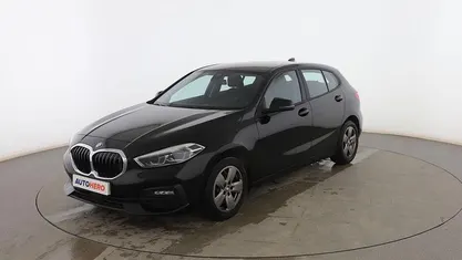 Negro Usado 2021 BMW 118 Comfort Edition Utilitario | 21.999 € (Precio justo)