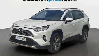 Käytetty Toyota RAV4 Hybrid Advance 218 HP (160 kW) 2019 Valkoinen Katumaasturi