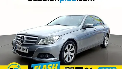 Usado Mercedes C180 Edition 1 156 CV (114 kW) 2012 Gris Berlina