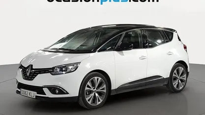Usado Renault Scénic IV Zen 110 CV (80 kW) 2018 Blanco Monovolumen