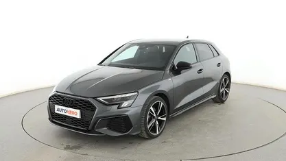 Usado Audi A3 Sportback e-tron Comfort 150 CV (110 kW) 2023 Gris Utilitario
