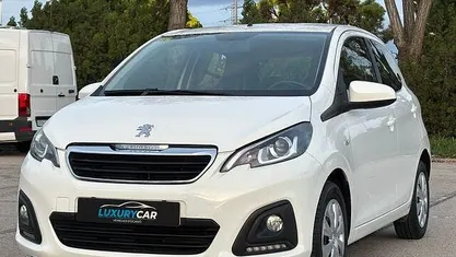 Blanco Usado 2018 Peugeot 108 Active | 8990 € (Precio justo)
