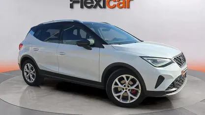 Usado 2023 Seat Arona FR SUV | 18.490 € (Buen precio)