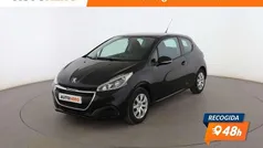 Usado 2015 Peugeot 208 Active Utilitario | 8299 € (Precio justo)
