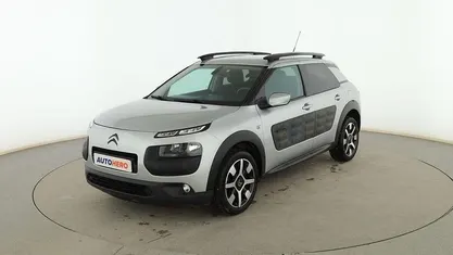 Usado Citroën C4 Feel 100 CV (73 kW) 2016 Gris SUV
