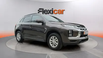 Usado Mitsubishi ASX Spirit 150 CV (110 kW) 2020 Marrón SUV