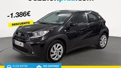 Usado 2024 Toyota Aygo Play Utilitario | 15.050 € (Precio justo)