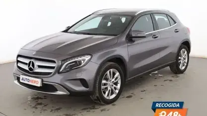 Begagnad Mercedes GLA200 Urban 136 HK (100 kW) 2017 Grå SUV