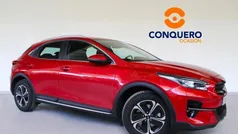 Rojo Usado 2022 Kia XCeed SUV | 24.640 € (Precio justo)
