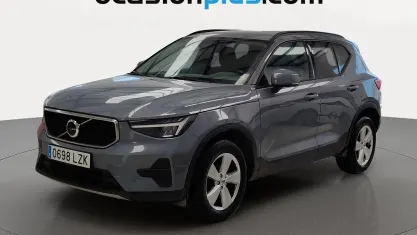 Usado Volvo XC40 129 CV (94 kW) 2022 Gris SUV