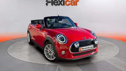 Usado Mini Cooper Cabriolet 136 CV (100 kW) 2018 Rojo Descapotable