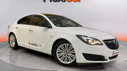 Blanco Usado 2016 Opel Insignia Excellence Berlina | 9990 € (Precio justo)