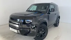Negro Usado 2024 Land Rover Defender SE Dynamic SUV | 84.900 € (Precio justo)