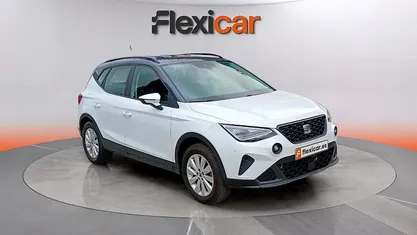 Usado Seat Arona Style 110 CV (80 kW) 2023 SUV
