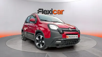 Usado Fiat Panda 71 CV (52 kW) 2024 Rojo Utilitario