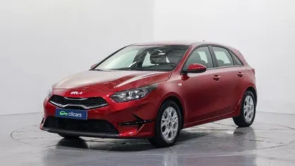 Rojo Usado 2023 Kia Ceed Utilitario | 15.690 € (Precio justo)