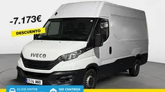 Blanco Usado 2023 Iveco Daily Berlina | 29.700 € (Precio justo)