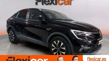 Begagnad Renault Arkana 145 HK (106 kW) 2022 Svart SUV