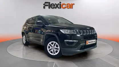 Usado Jeep Compass Sport 120 CV (88 kW) 2018 Negro SUV
