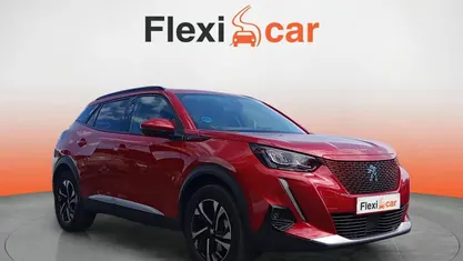 Rojo Usado 2021 Peugeot e-2008 Allure SUV | 13.990 € (Super precio)