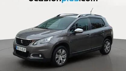 Usado Peugeot 2008 Style 100 CV (73 kW) 2018 Gris SUV