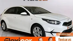 Blanco Usado 2022 Kia Ceed Berlina | 15.990 € (Precio justo)