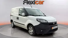 Blanco Usado 2020 Fiat Doblò Easy Monovolumen | 10.190 € (Buen precio)