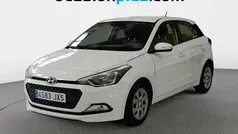 Blanco Usado 2017 Hyundai i20 Utilitario | 9082 € (Precio justo)